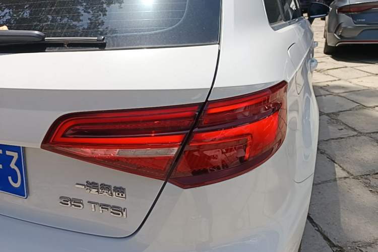 Used Audi A3 2019 Sportback 35 TFSI Fashion Edition China V Right Rear Taillight