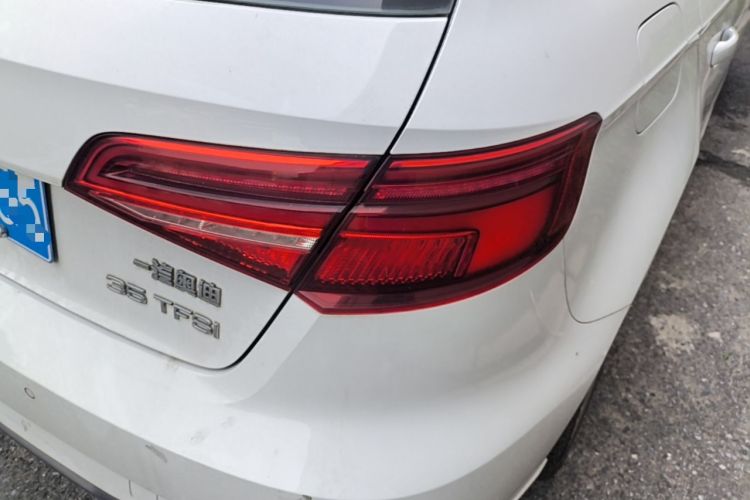 Used Audi A3 2019 Sportback 35 TFSI Fashion Edition China VI Emission Standard Right Rear Taillight