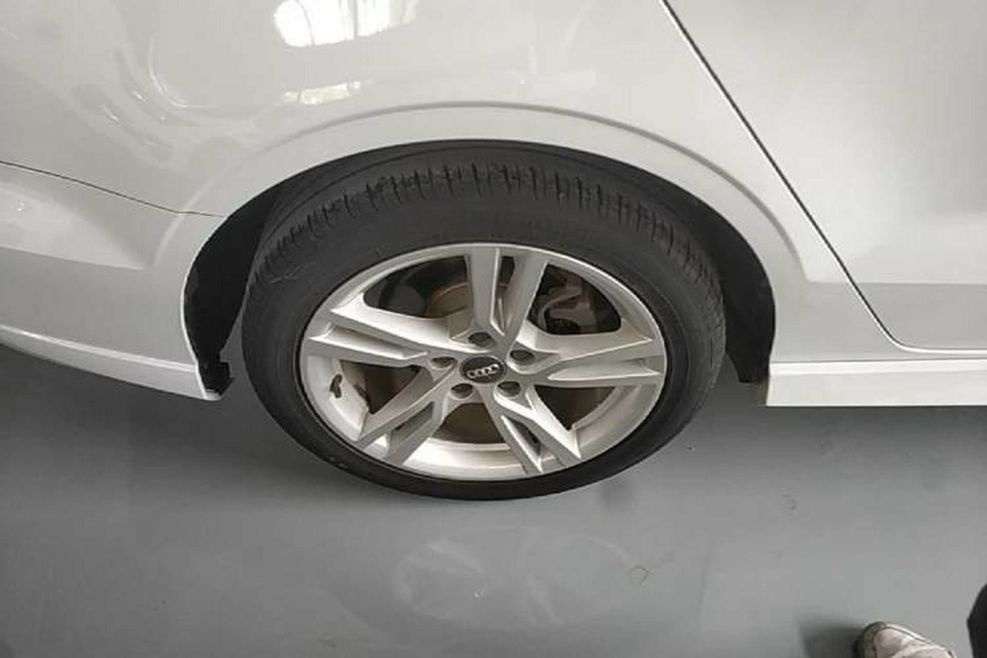 Used Audi A3 2019 Limousine 35 TFSI Fashion Edition China V standard Right Rear Wheel Hub