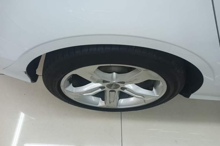 Used Audi A3 2019 Limousine 35 TFSI Ambition China VI Right Rear Wheel Hub