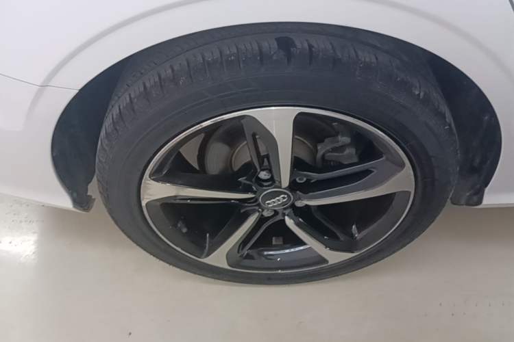 Used Audi A3 2019 Limousine 35 TFSI Ambition China V Right Rear Wheel Hub