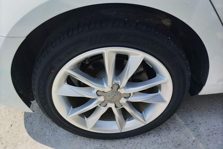 Used Audi A3 2019 Sportback 35 TFSI Ambition China V Right Rear Wheel Hub