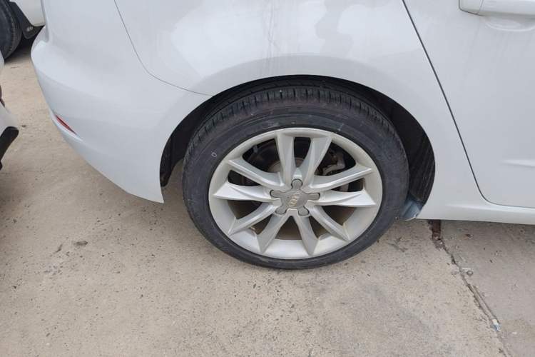 Used Audi A3 2019 Sportback 35 TFSI Ambition China V Right Rear Wheel Hub