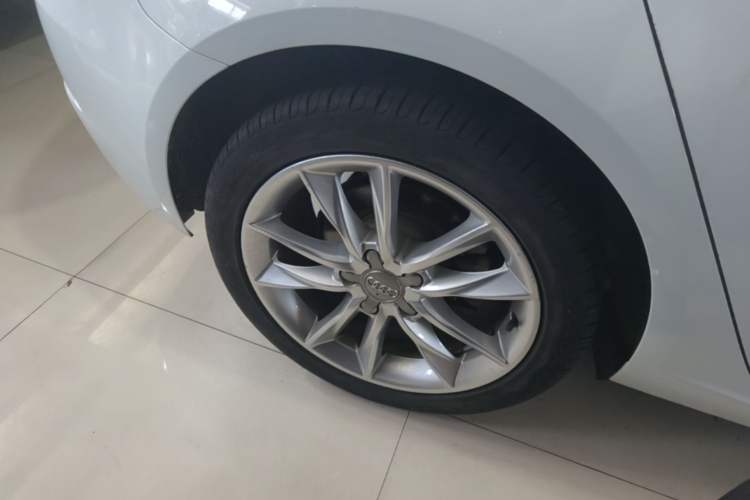 Used Audi A3 2019 Sportback 35 TFSI Ambition China V Right Rear Wheel Hub