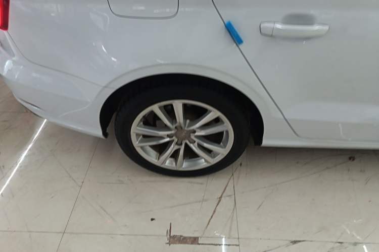 Used Audi A3 2019 Limousine 35 TFSI Ambition China V Right Rear Wheel Hub