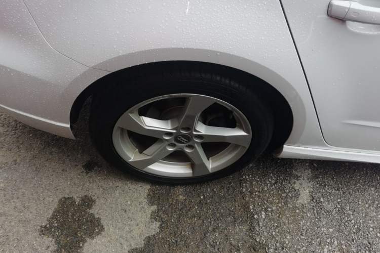 Used Audi A3 2019 Sportback 35 TFSI Fashion Edition China V Right Rear Wheel Hub