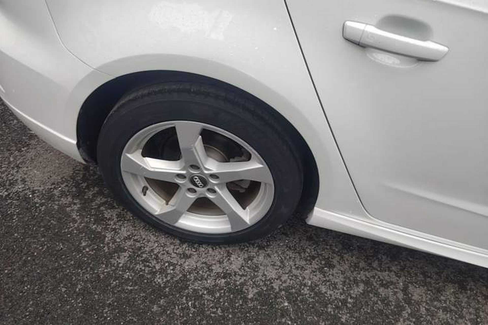 Used Audi A3 2019 Sportback 35 TFSI Fashion Edition China V Right Rear Wheel Hub