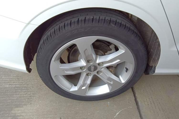 Used Audi A3 2019 Limousine 35 TFSI Ambition China V Right Rear Wheel Hub