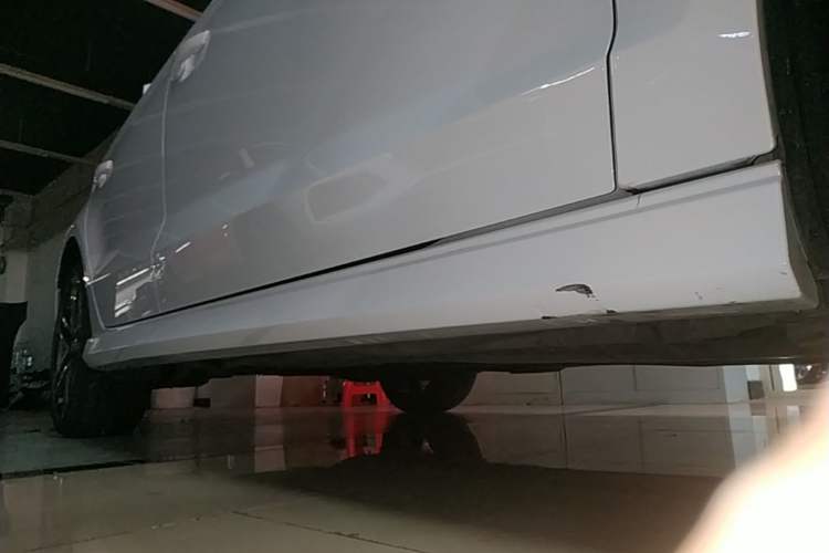 Used Audi A3 2019 Limousine 35 TFSI Sport Edition China V Emission Standard Right Side Sill
