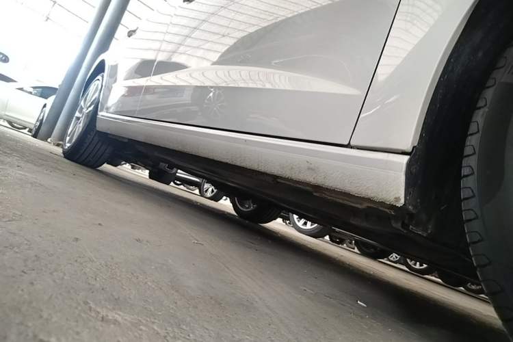 Used Audi A3 2019 Sportback 35 TFSI Ambition China VI Right Side Sill