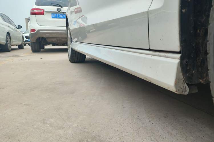 Used Audi A3 2019 Limousine 35 TFSI Fashion Edition China VI Emission Standard Right Side Sill