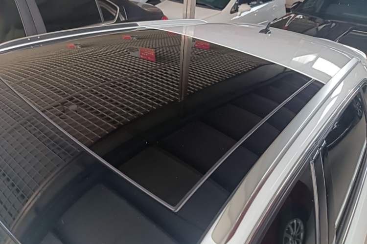 Used Audi A3 2019 Sportback 35 TFSI Sporty Version China VI Roof