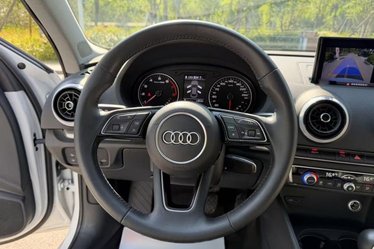 Used Audi A3 2019 Limousine 35 TFSI Style Version China V Emission Standard Steering Wheel