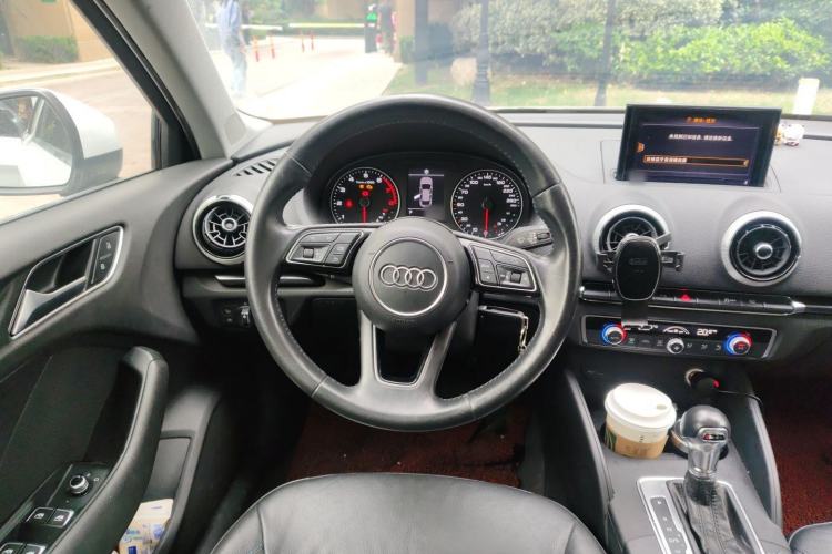 Used Audi A3 2019 Limousine 35 TFSI Fashion Edition China V standard Steering Wheel