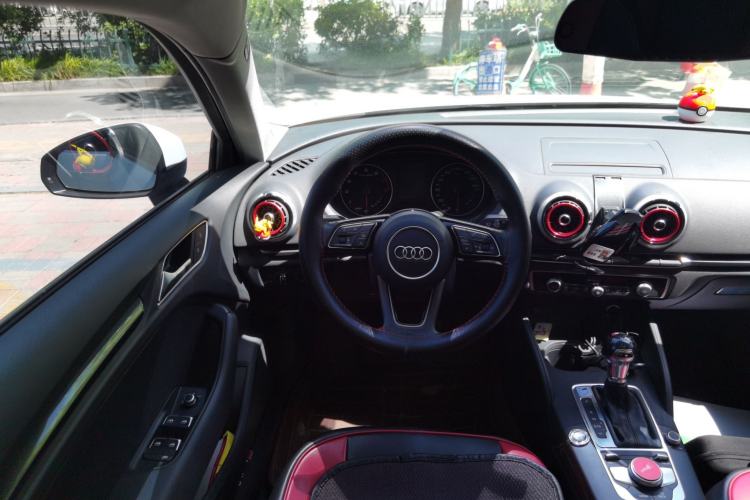 Used Audi A3 2019 Sportback 35 TFSI Fashion Edition China V Steering Wheel