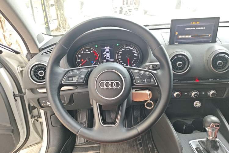 Used Audi A3 2019 Limousine 35 TFSI Ambition China VI Steering Wheel