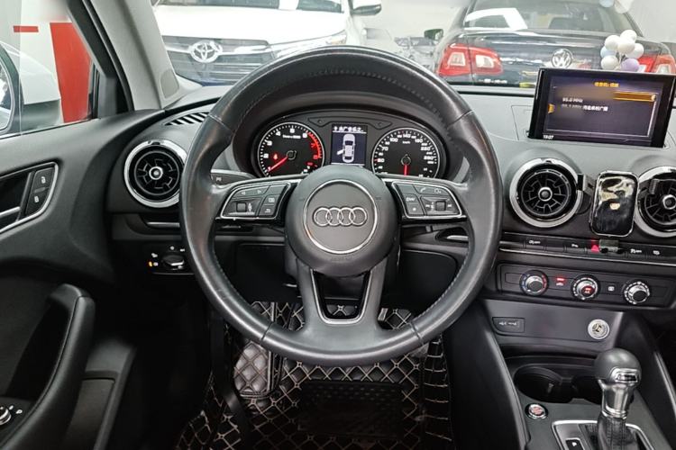 Used Audi A3 2019 Limousine 35 TFSI Fashion Edition China V standard Steering Wheel