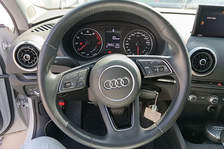 Used Audi A3 2019 Sportback 35 TFSI Fashion Edition China V Steering Wheel