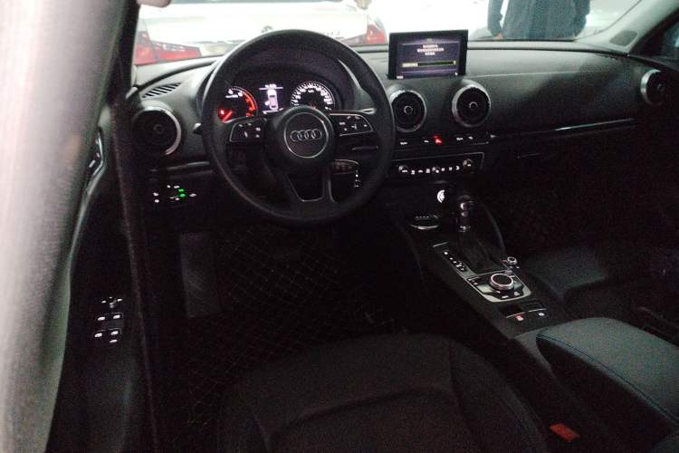Used Audi A3 2019 Limousine 35 TFSI Fashion Edition China V standard Steering Wheel