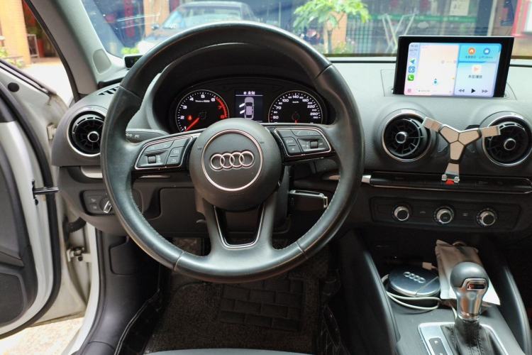 Used Audi A3 2019 Limousine 35 TFSI Ambition China V Steering Wheel