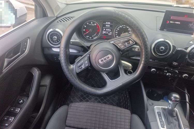 Used Audi A3 2019 Limousine 35 TFSI Sporty Version China VI Steering Wheel