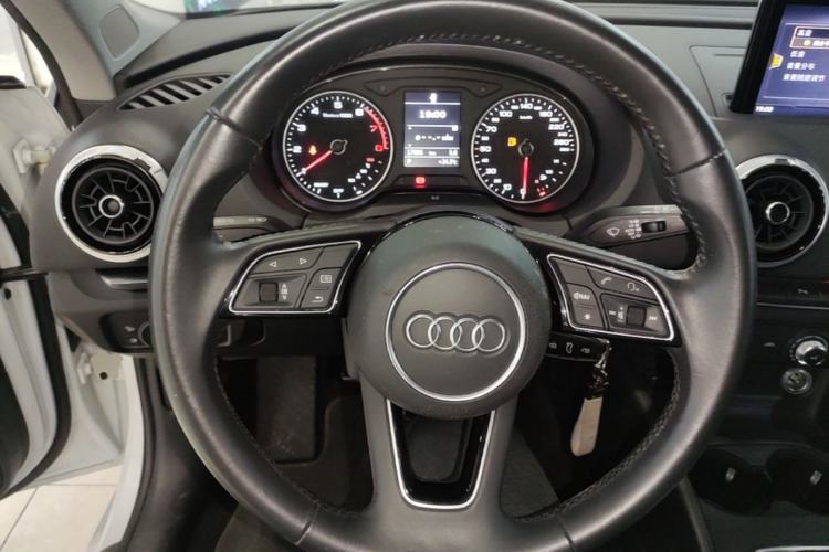 Used Audi A3 2019 Sportback 35 TFSI Fashion Edition China V Steering Wheel
