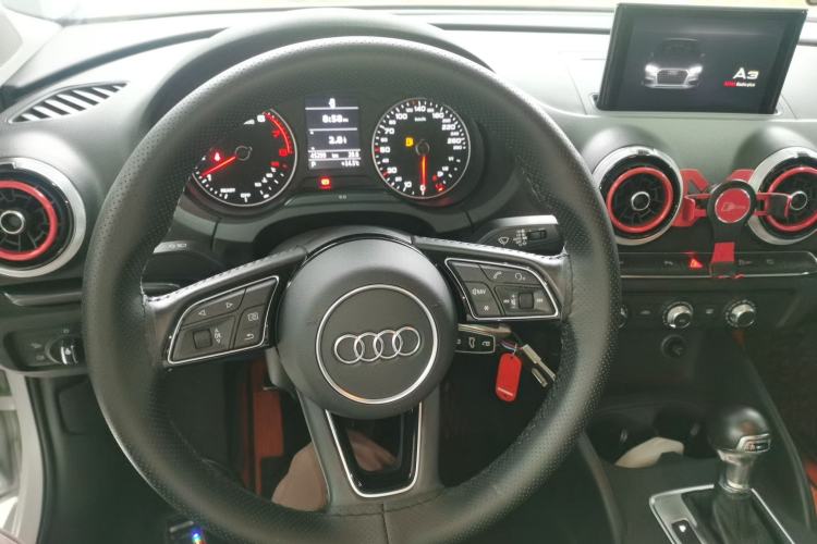 Used Audi A3 2019 Limousine 35 TFSI Fashion Edition China V standard Steering Wheel
