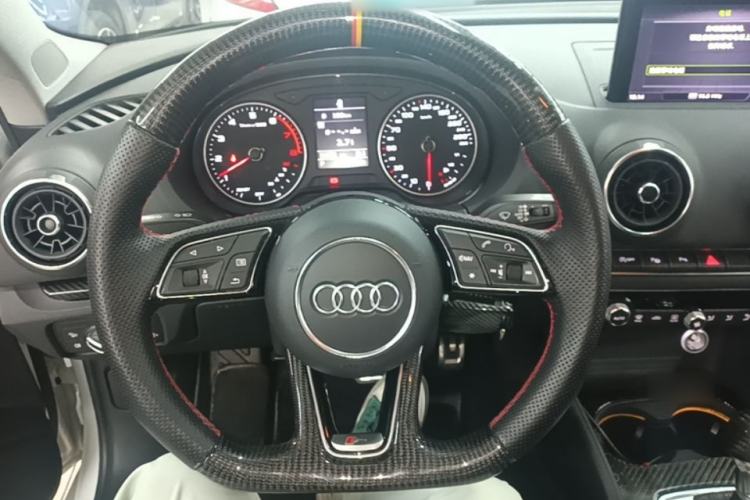 Used Audi A3 2019 Limousine 35 TFSI Ambition China VI Steering Wheel