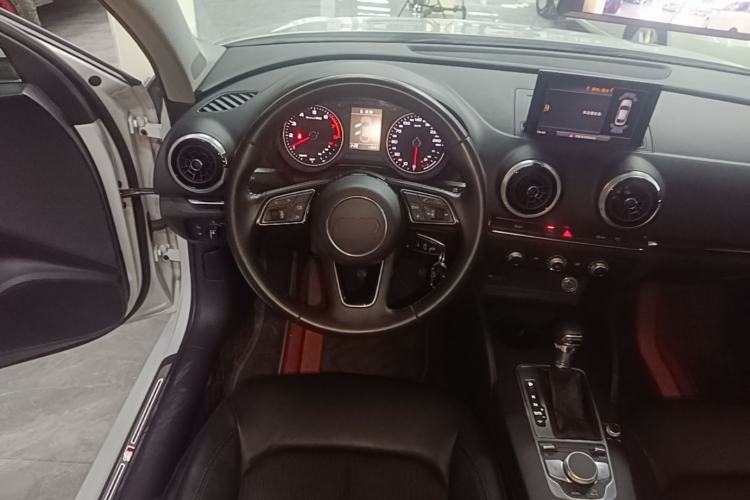 Used Audi A3 2019 Limousine 35 TFSI Fashion Edition China V standard Steering Wheel