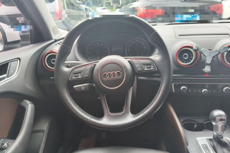 Used Audi A3 2019 Limousine 35 TFSI Style Edition China VI Emission Standard Steering Wheel