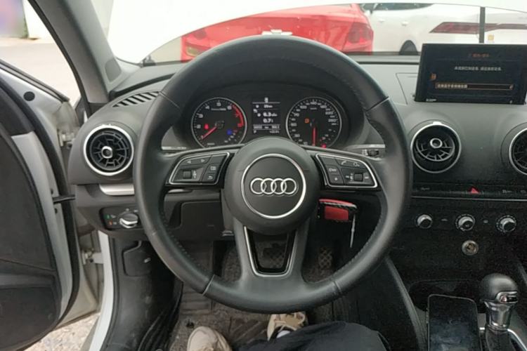 Used Audi A3 2019 Limousine 35 TFSI Ambition China VI Steering Wheel