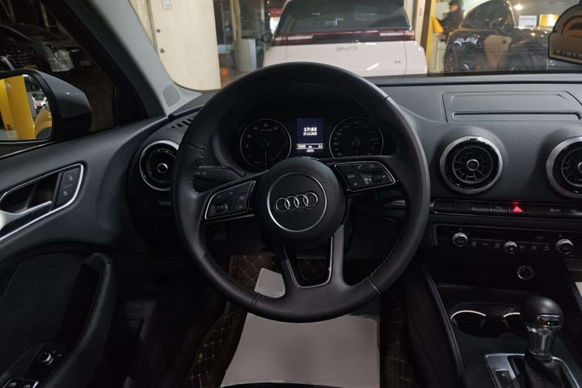 Used Audi A3 2019 Limousine 35 TFSI Style Version China V Emission Standard Steering Wheel