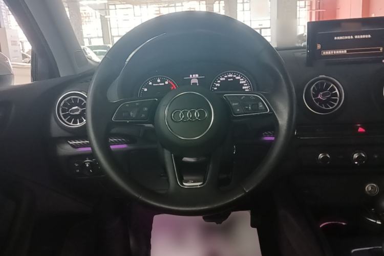 Used Audi A3 2019 Limousine 35 TFSI Ambition China V Steering Wheel