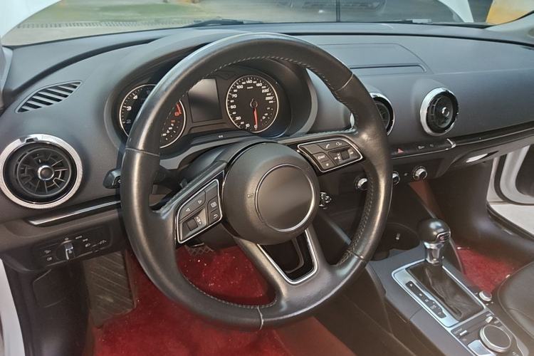 Used Audi A3 2019 Sportback 35 TFSI Fashion Edition China V Steering Wheel