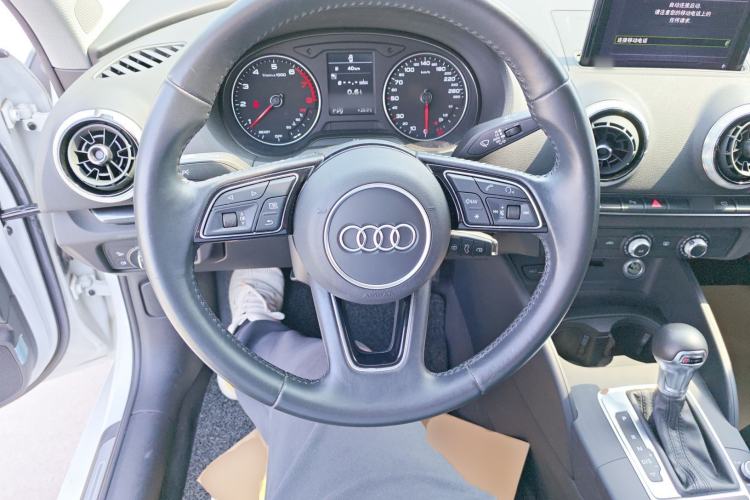 Used Audi A3 2019 Limousine 35 TFSI Fashion Edition China V standard Steering Wheel