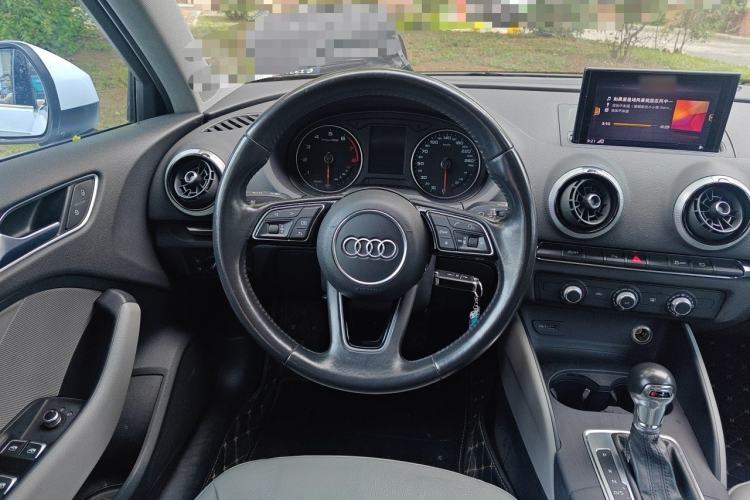 Used Audi A3 2019 Sportback 35 TFSI Fashion Edition China V Steering Wheel