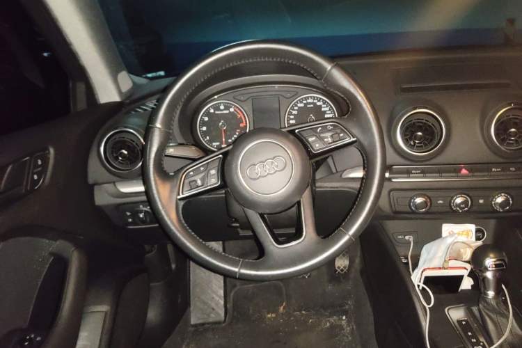 Used Audi A3 2019 Limousine 35 TFSI Ambition China VI Steering Wheel