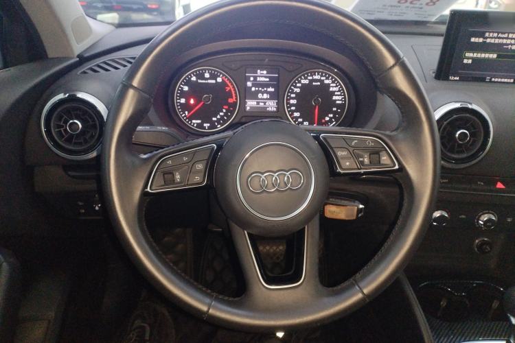 Used Audi A3 2019 Limousine 35 TFSI Fashion Edition China V standard Steering Wheel