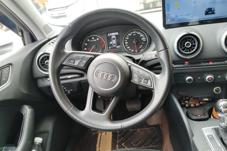 Used Audi A3 2019 Limousine 35 TFSI Fashion Edition China V standard Steering Wheel