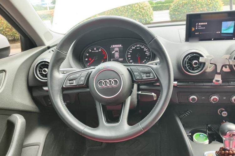 Used Audi A3 2019 Limousine 35 TFSI Ambition China VI Steering Wheel