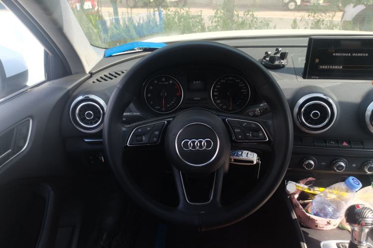 Used Audi A3 2019 Limousine 35 TFSI Fashion Edition China V standard Steering Wheel