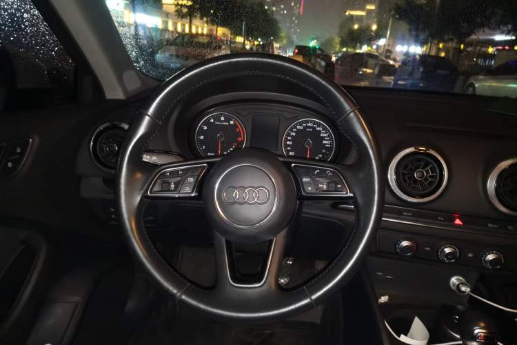 Used Audi A3 2019 Sportback 35 TFSI Fashion Edition China V Steering Wheel