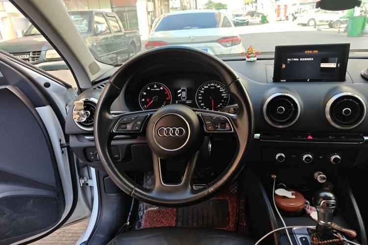 Used Audi A3 2019 Limousine 35 TFSI Fashion Edition China V standard Steering Wheel