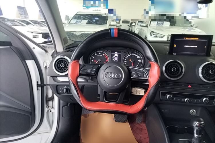 Used Audi A3 2019 Limousine 35 TFSI Sport Edition China V Emission Standard Steering Wheel