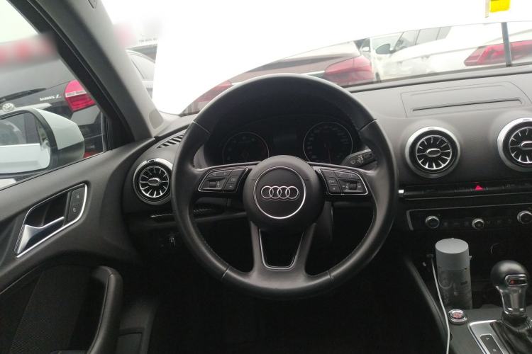 Used Audi A3 2019 Limousine 35 TFSI Style Version China V Emission Standard Steering Wheel
