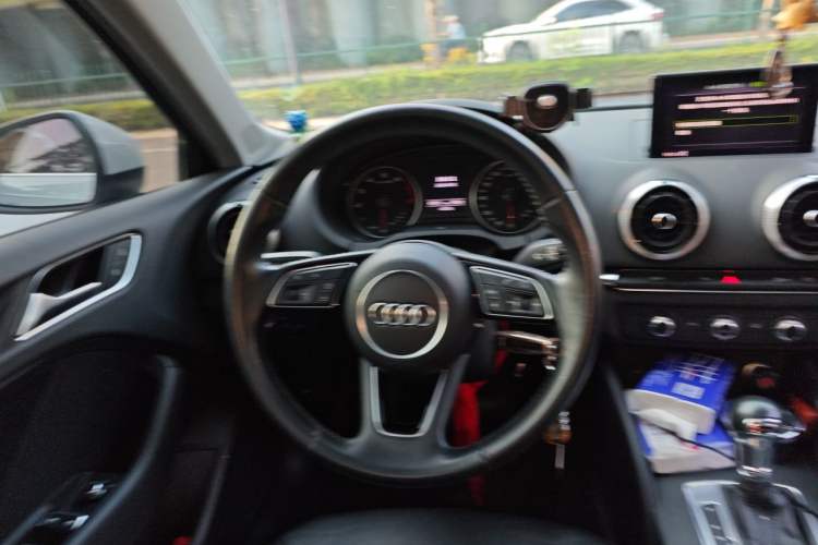 Used Audi A3 2019 Sportback 35 TFSI Fashion Edition China V Steering Wheel