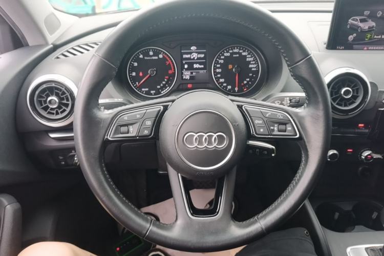 Used Audi A3 2019 Sportback 35 TFSI Fashion Edition China V Steering Wheel