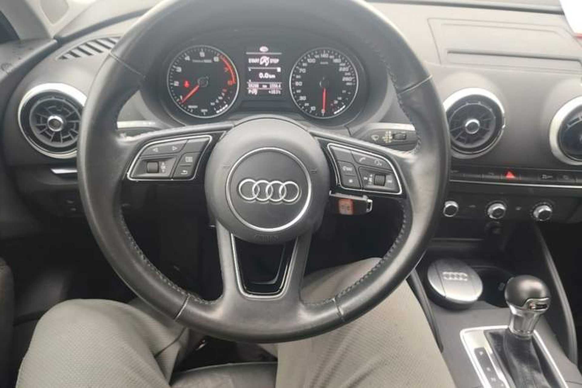 Used Audi A3 2019 Sportback 35 TFSI Fashion Edition China V Steering Wheel