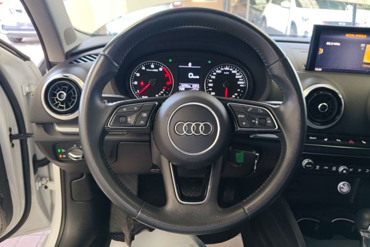 Used Audi A3 2019 Limousine 35 TFSI Style Version China V Emission Standard Steering Wheel
