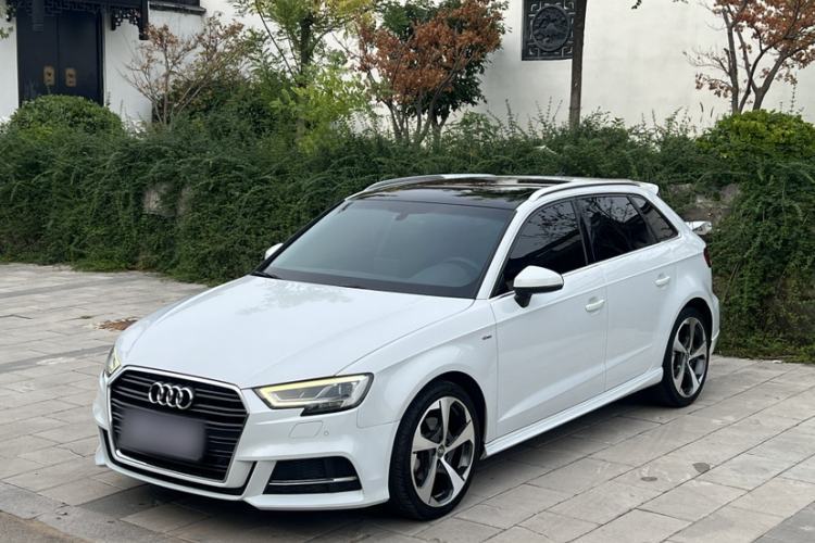 Ojetý Audi A3 2019 Sportback 35 TFSI Sporty Version China VI Guazi used car, China used car export, Used car for sale, Used cars, Cheapest cars for sale